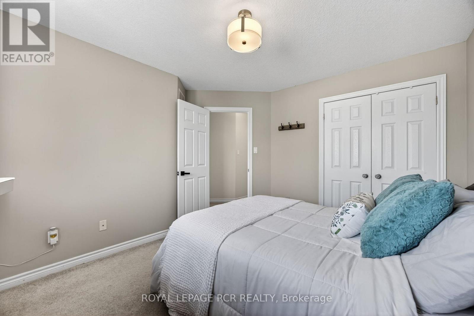 Photo 28 of 2 Irwin Crescent, New Tecumseth ON
