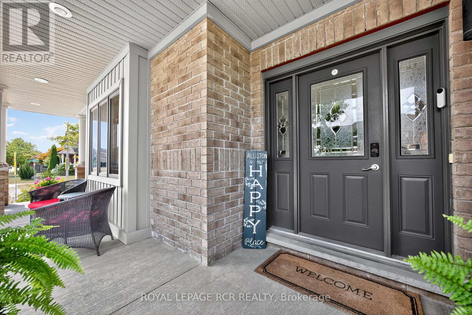 Photo 5 of 2 Irwin Crescent, New Tecumseth ON