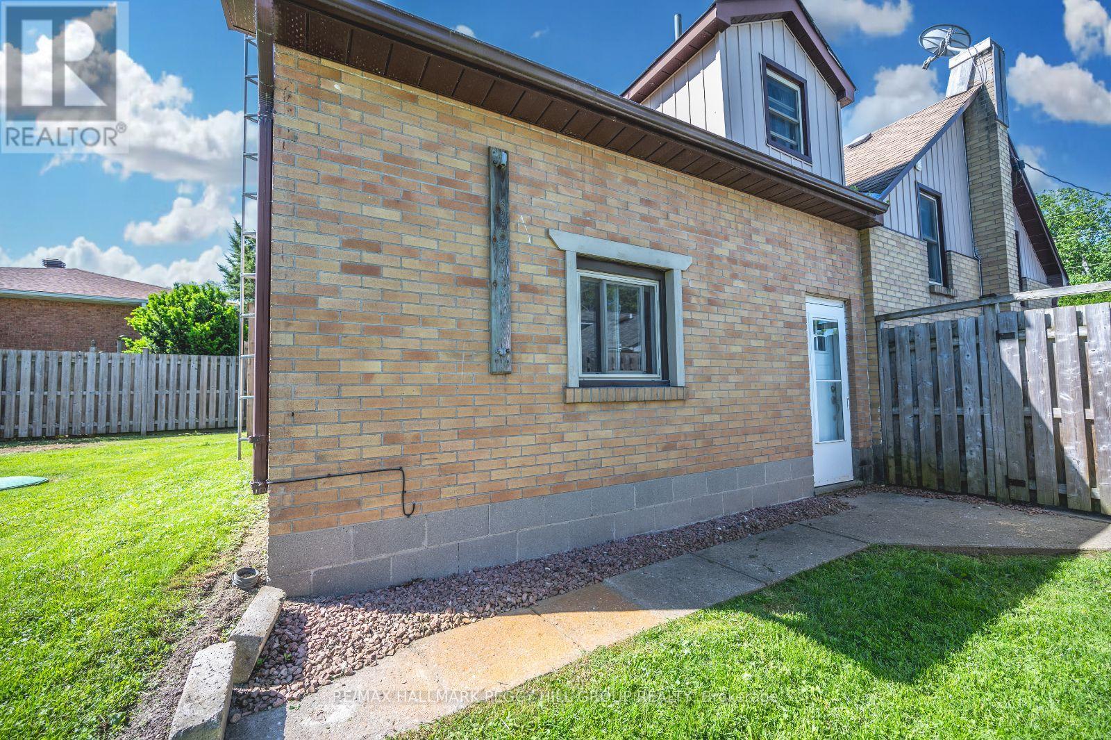 Photo 18 of 2139 Adjala Tecumseth Townline, New Tecumseth ON
