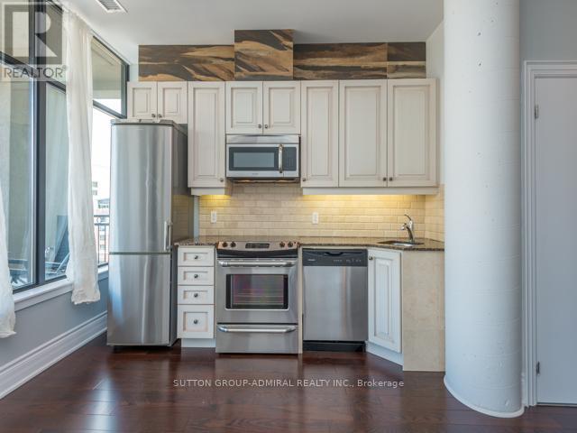 Photo 11 of 501 10376 Yonge Street, Richmond Hill ON