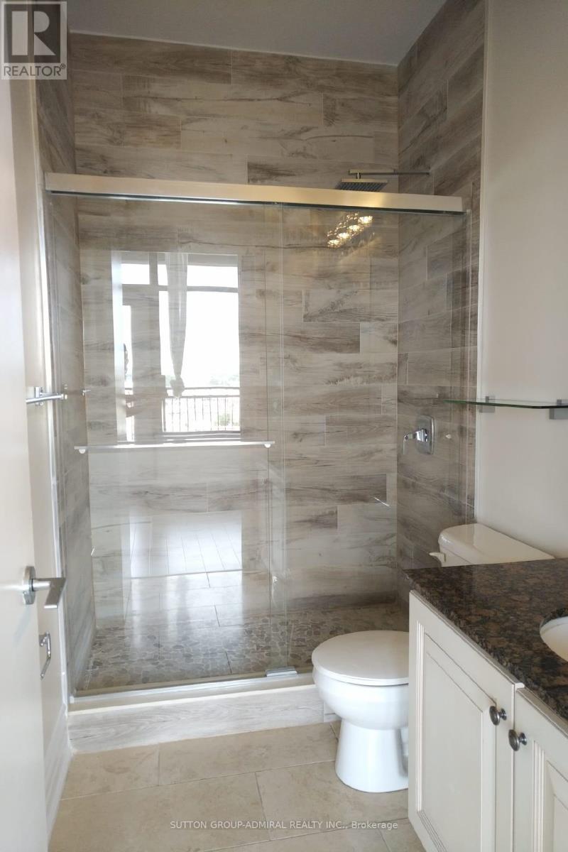 Photo 14 of 501 10376 Yonge Street, Richmond Hill ON