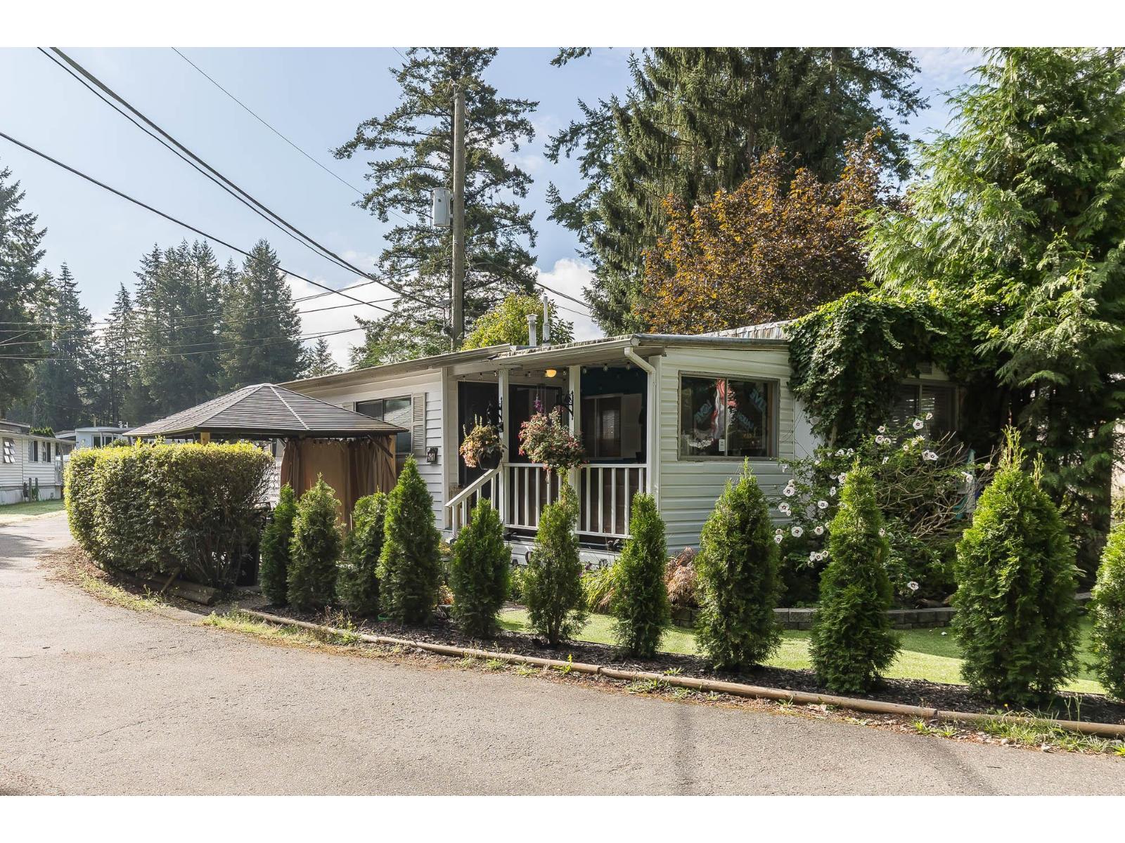 Photo 2 of 51 20071 24 Avenue, Langley BC