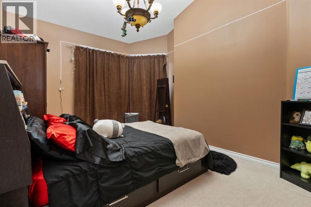 Single Family House Bungalow for Sale in   Street Victoria Park Camrose 