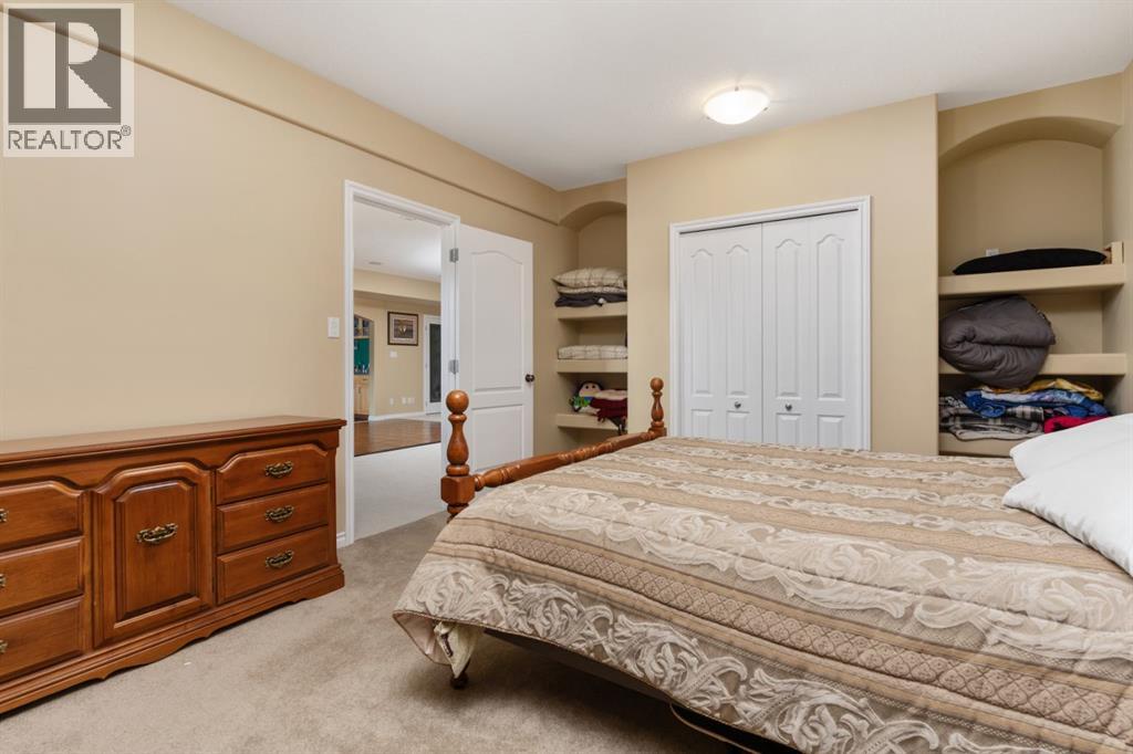 Single Family House Bungalow for Sale in   Street Victoria Park Camrose 