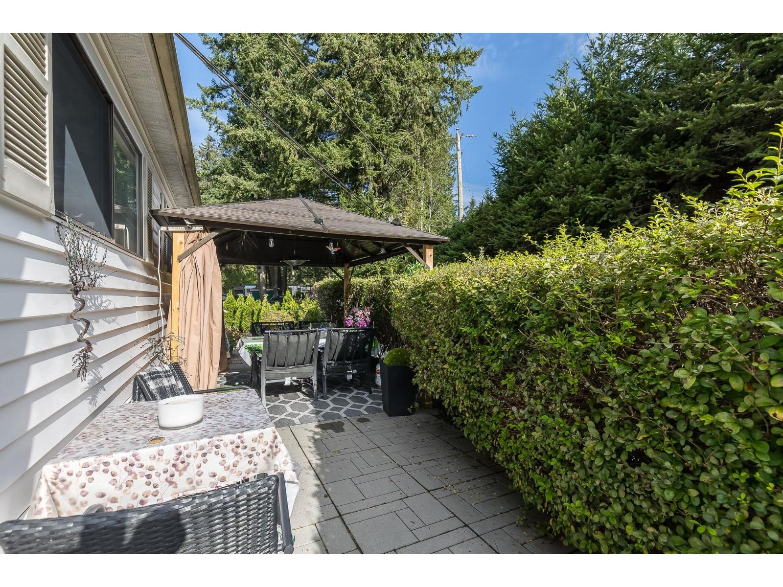 Photo 26 of 51 20071 24 Avenue, Langley BC