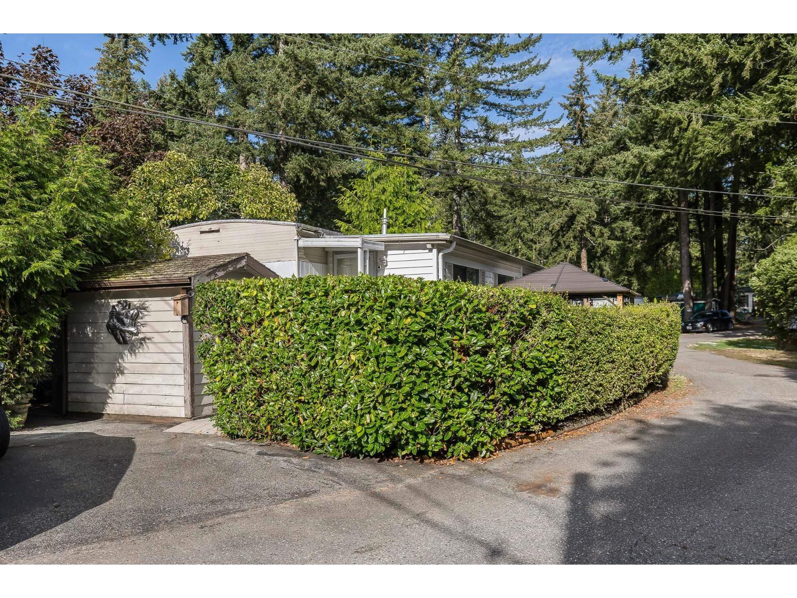 Photo 36 of 51 20071 24 Avenue, Langley BC