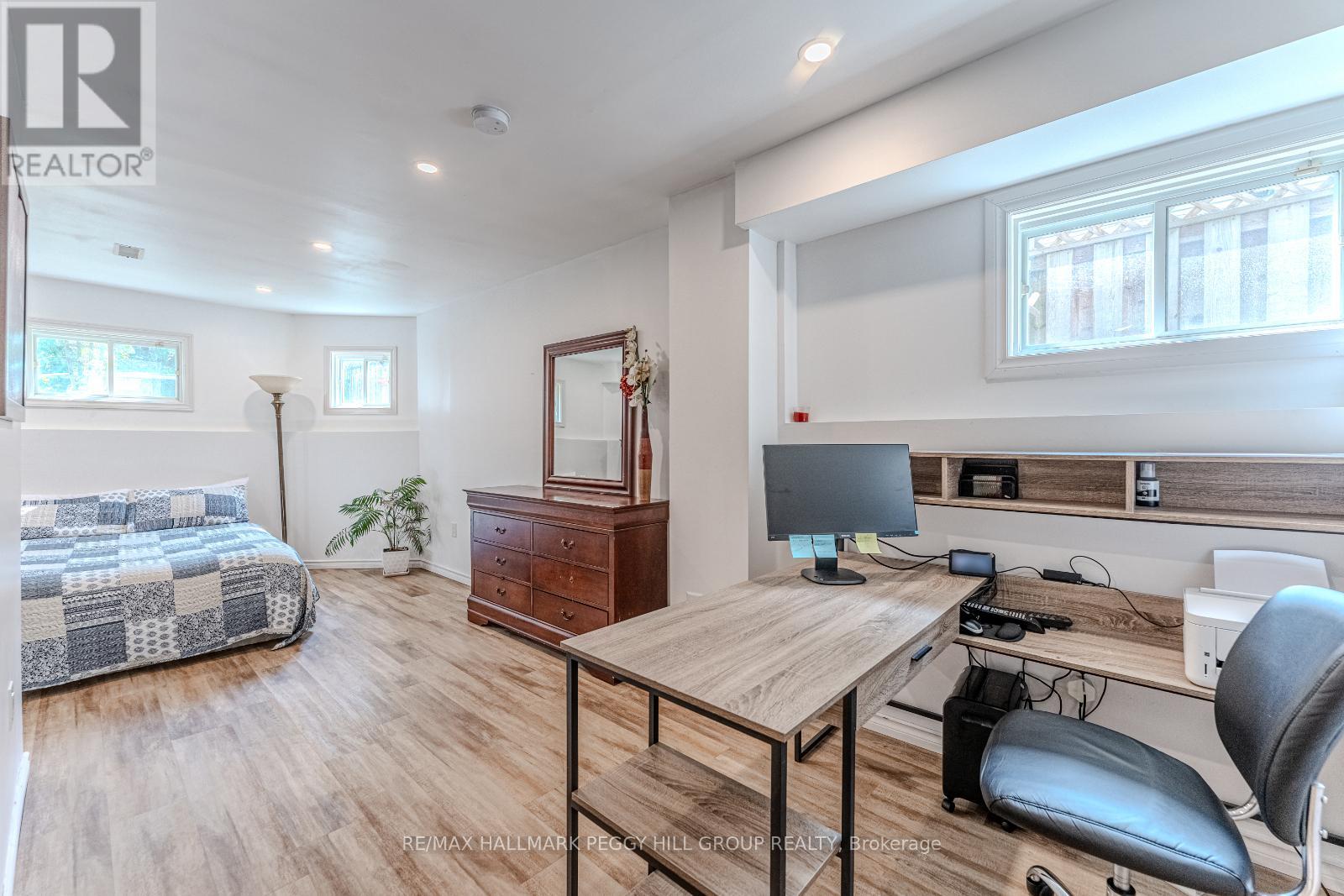 Photo 20 of 255 Mapleton Avenue, Barrie ON
