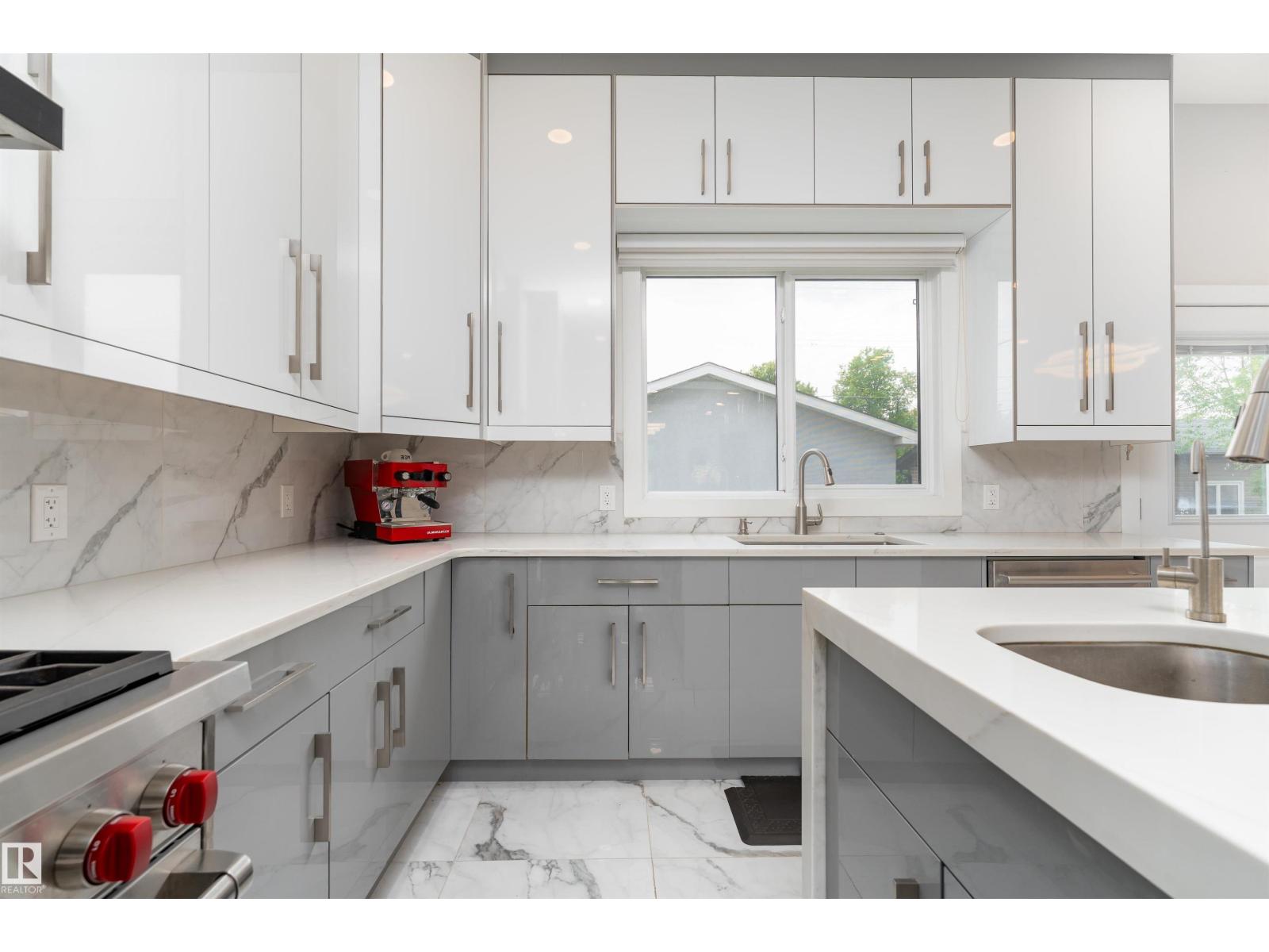 Photo 14 of 7306 106 St Nw, Edmonton AB