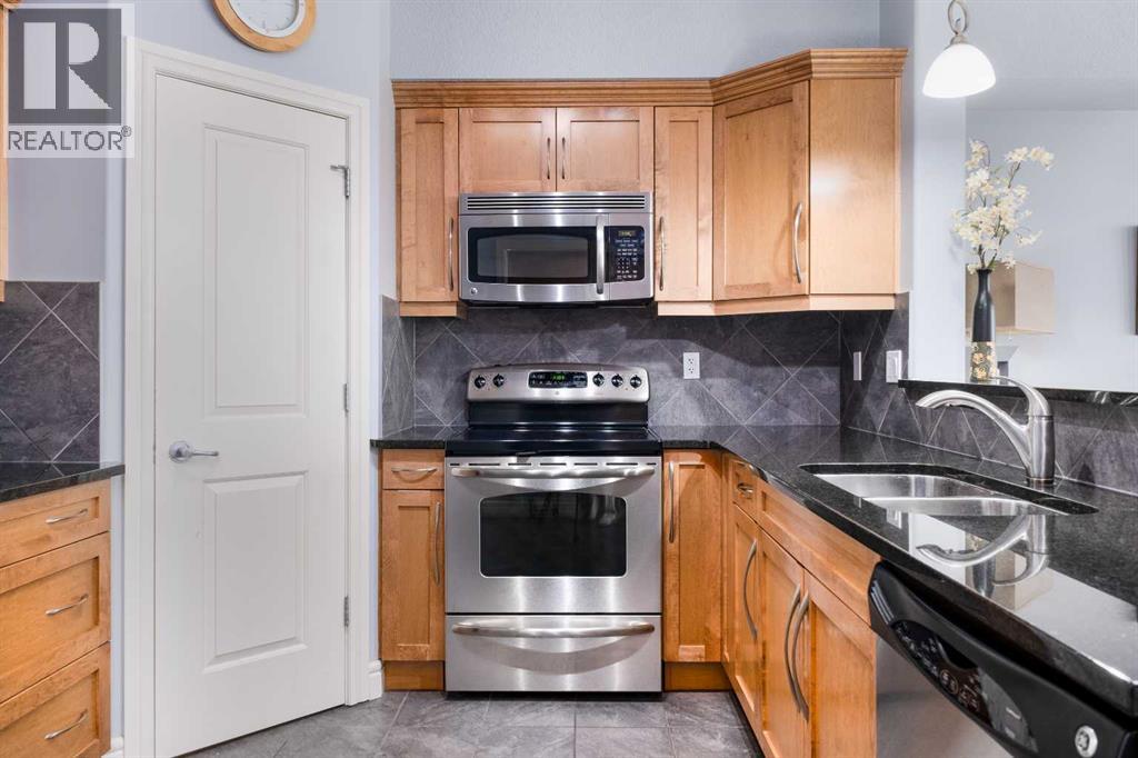 Single Family House for Sale in   Fish Creek Boulevard SW Evergreen Calgary 