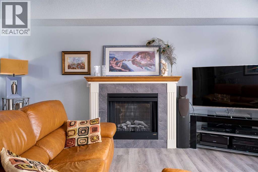 Single Family House for Sale in   Fish Creek Boulevard SW Evergreen Calgary 