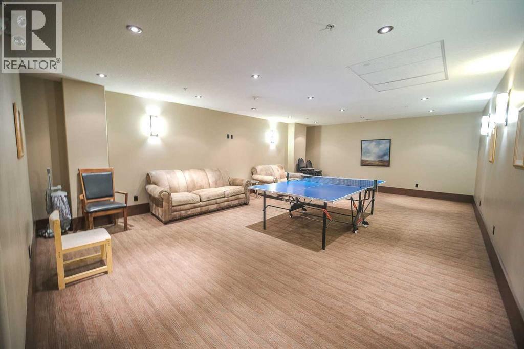 Single Family House for Sale in   Fish Creek Boulevard SW Evergreen Calgary 