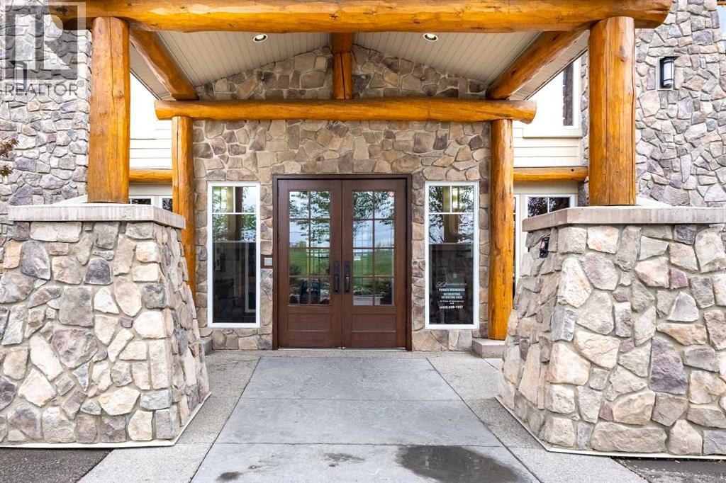Single Family House for Sale in   Fish Creek Boulevard SW Evergreen Calgary 
