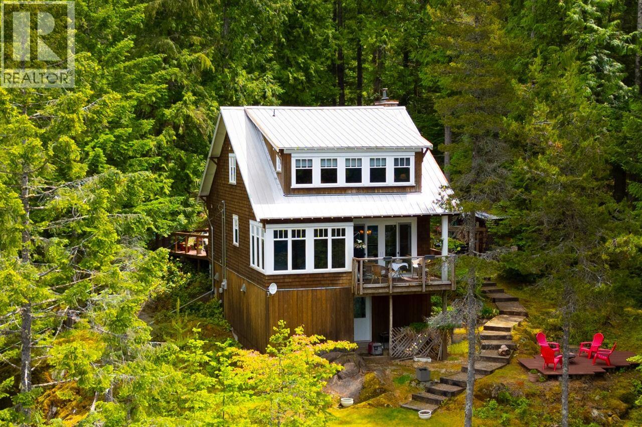 2 Bed, 2 Bath House for Sale in Gambier Island – 1029 CENTER BAY ROAD, Gambier Island - Image 34