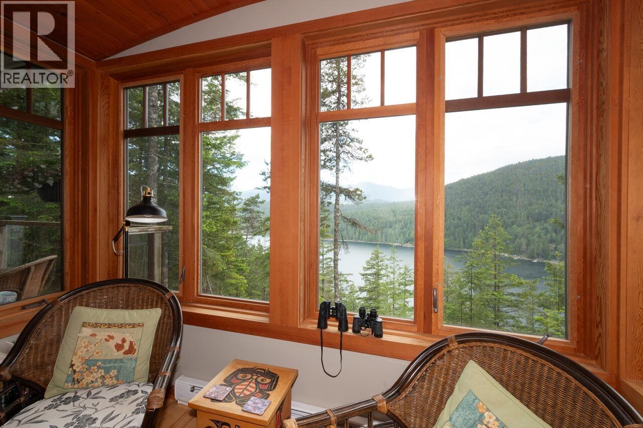 2 Bed, 2 Bath House for Sale in Gambier Island – 1029 CENTER BAY ROAD, Gambier Island - Image 14