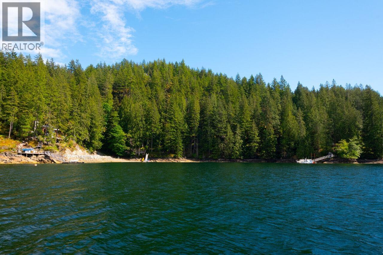2 Bed, 2 Bath House for Sale in Gambier Island – 1029 CENTER BAY ROAD, Gambier Island - Image 29