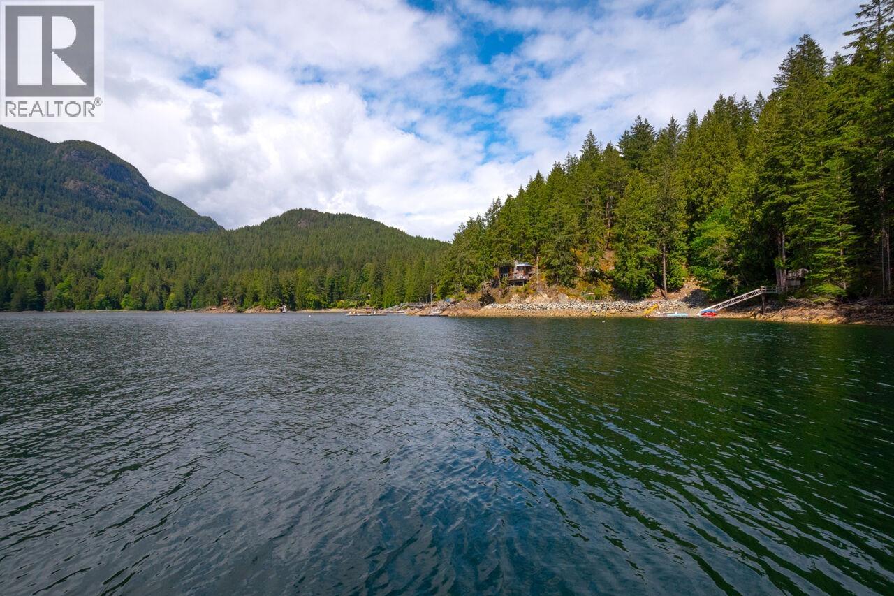 2 Bed, 2 Bath House for Sale in Gambier Island – 1029 CENTER BAY ROAD, Gambier Island - Image 32