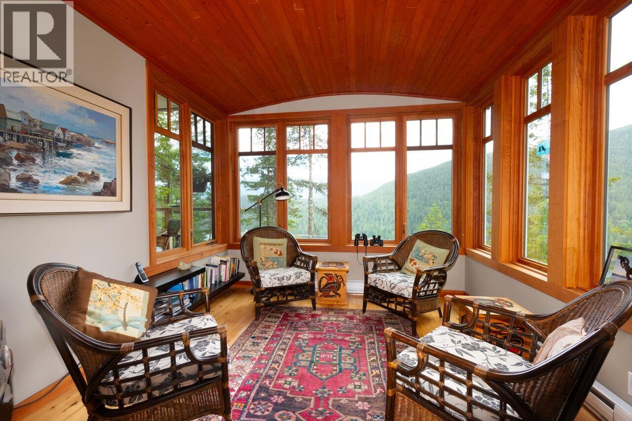 2 Bed, 2 Bath House for Sale in Gambier Island – 1029 CENTER BAY ROAD, Gambier Island - Image 13