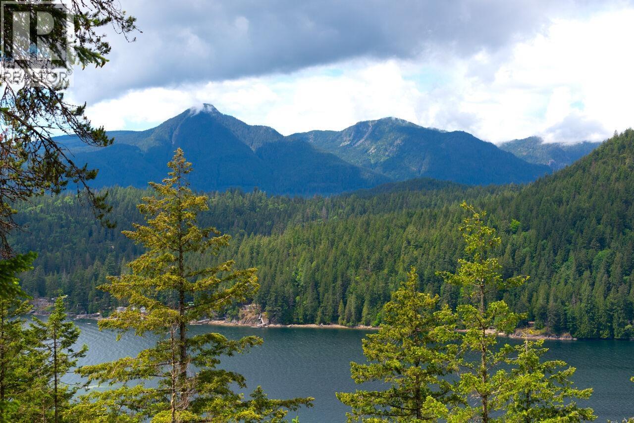 2 Bed, 2 Bath House for Sale in Gambier Island – 1029 CENTER BAY ROAD, Gambier Island - Image 28