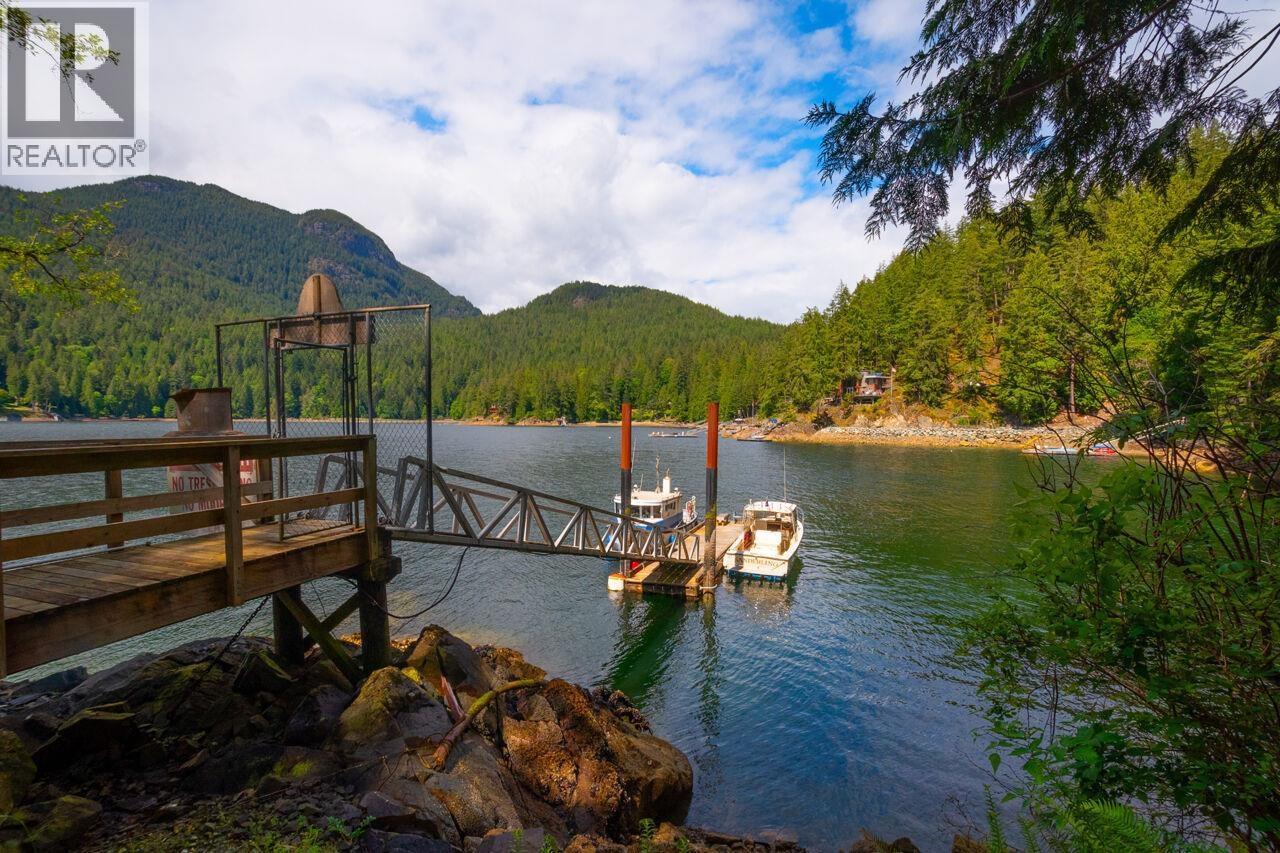 2 Bed, 2 Bath House for Sale in Gambier Island – 1029 CENTER BAY ROAD, Gambier Island - Image 30
