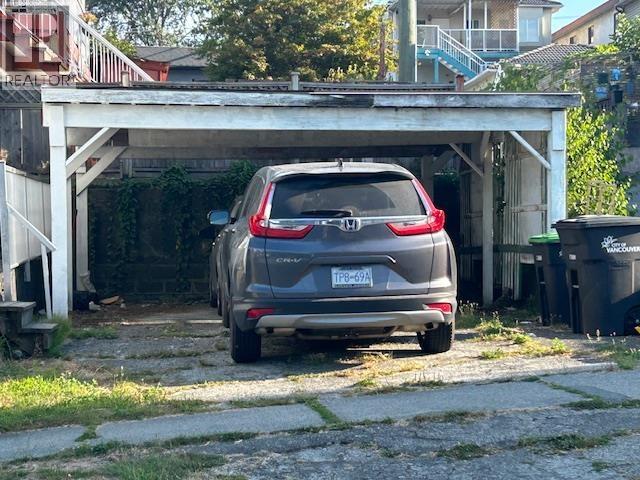 7592 FRASER Street - photo 2