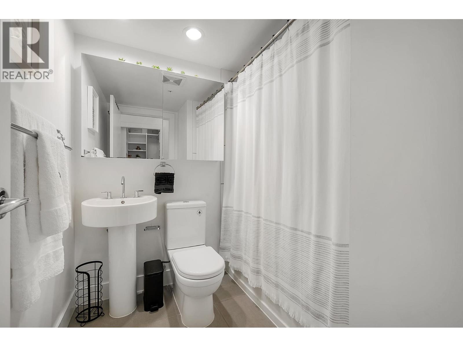 Photo 28 of 1502 565 Smithe Street, Vancouver BC