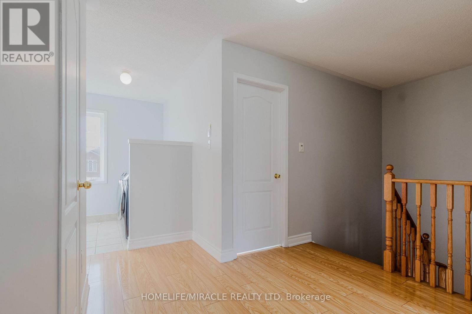 Photo 26 of 27 Silver Egret Road, Brampton ON