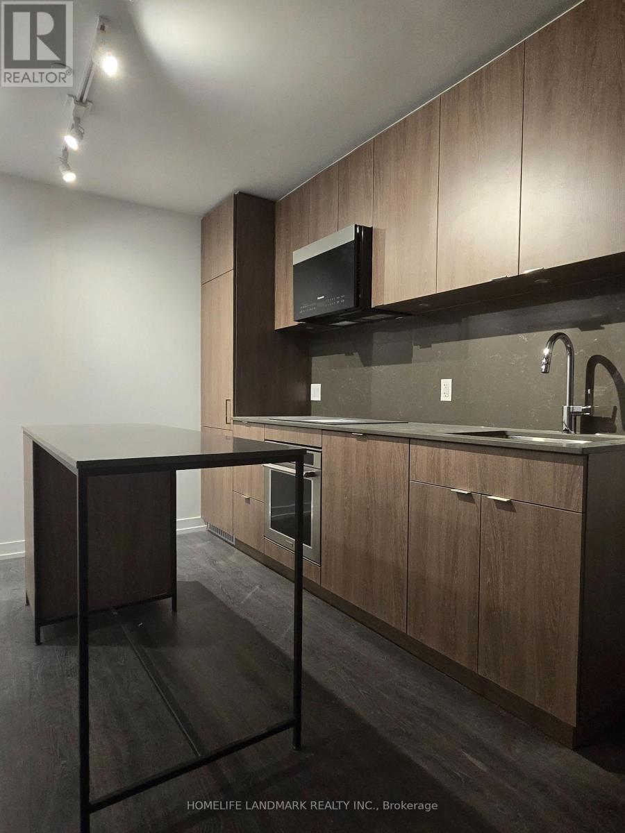 Photo 1 of 819 251 Masonry Way, Mississauga ON