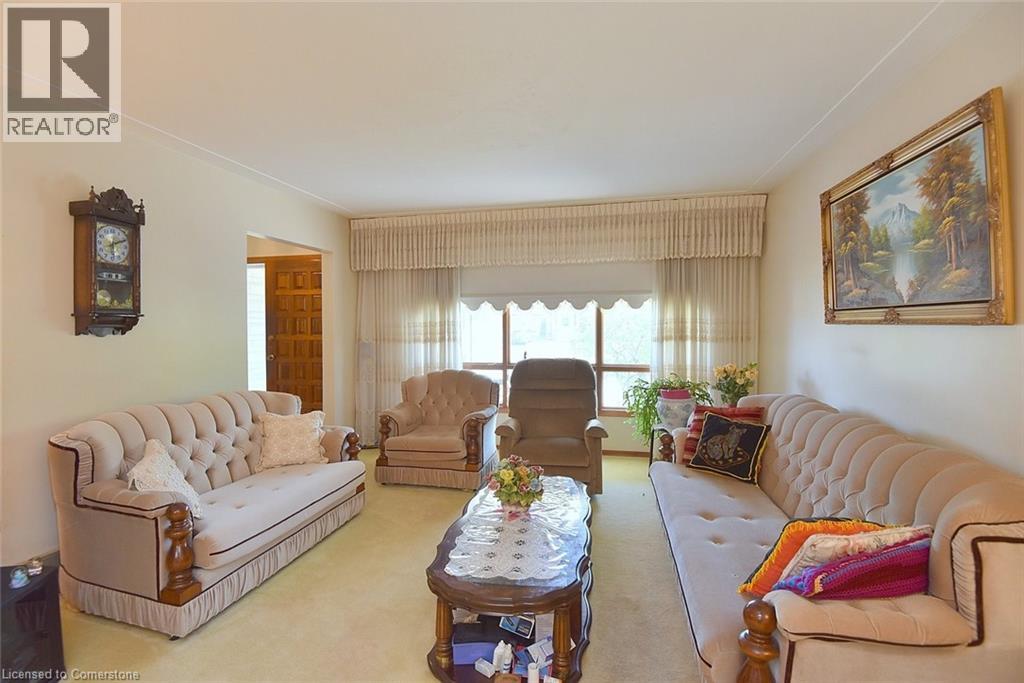 Photo 15 of 122 Mount Albion Road, Hamilton ON