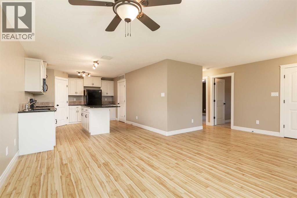 Single Family House for Sale in   Mt Sundance Manor W Sunridge Lethbridge 