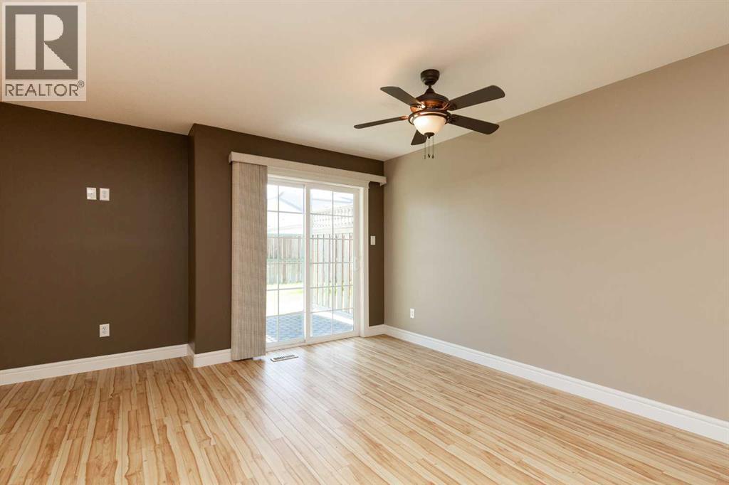 Single Family House for Sale in   Mt Sundance Manor W Sunridge Lethbridge 