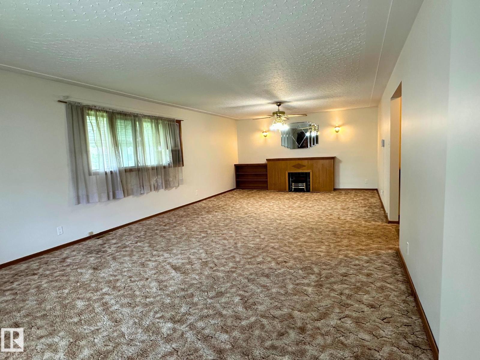 Photo 17 of 9108 112 Av Nw, Edmonton AB
