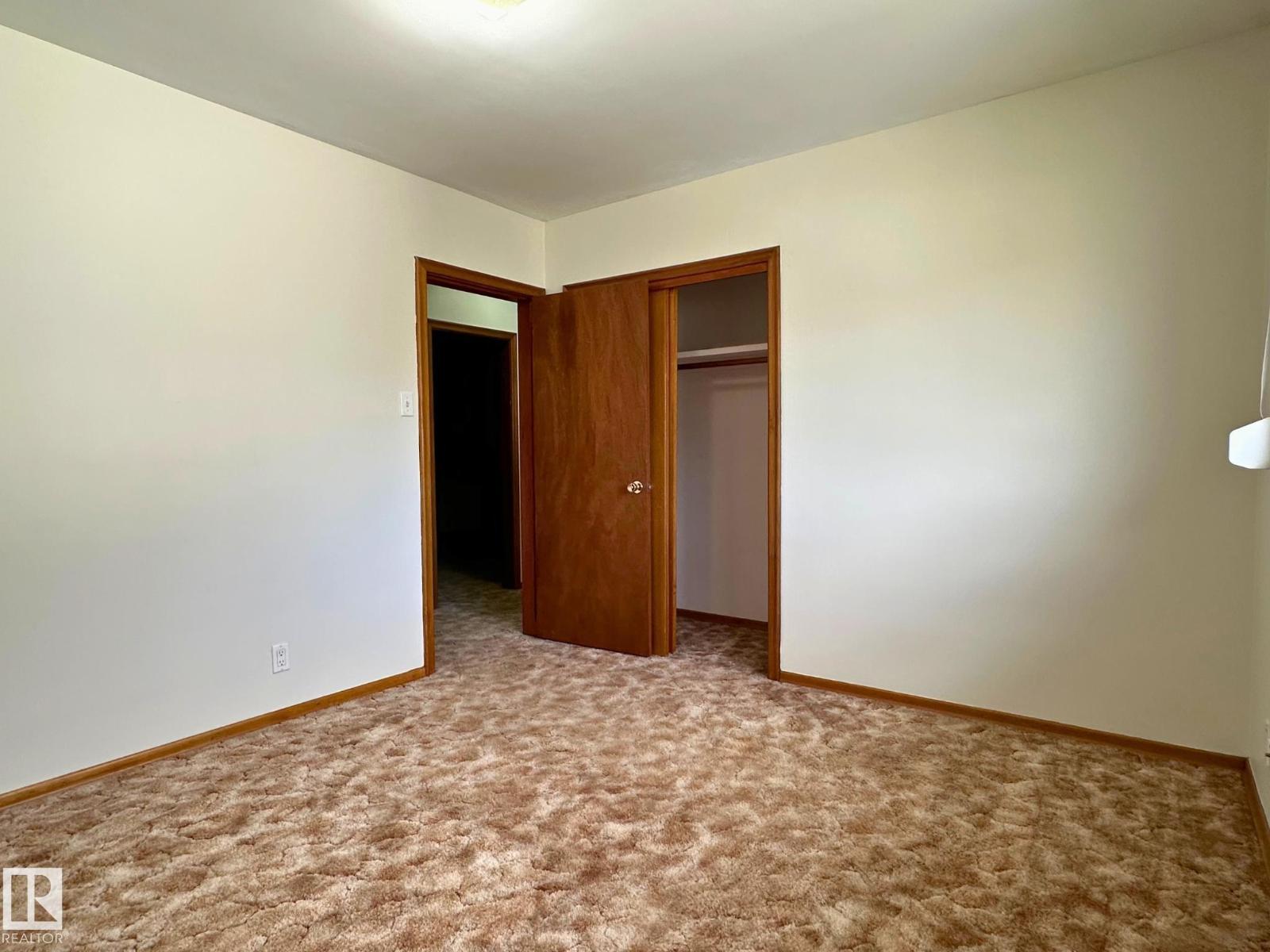 Photo 33 of 9108 112 Av Nw, Edmonton AB
