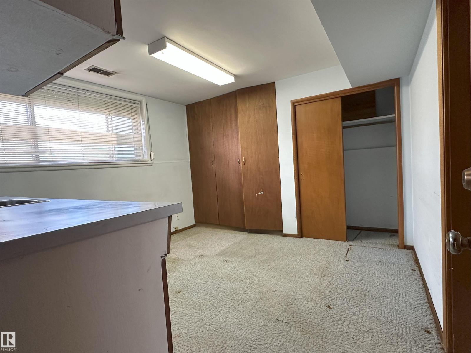 Photo 51 of 9108 112 Av Nw, Edmonton AB