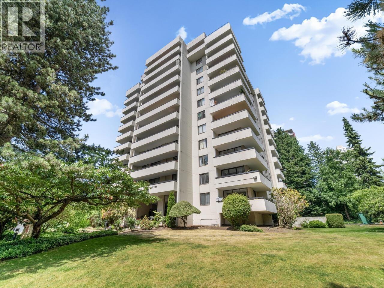 Photo 4 of 1102 7171 Beresford Street, Burnaby BC