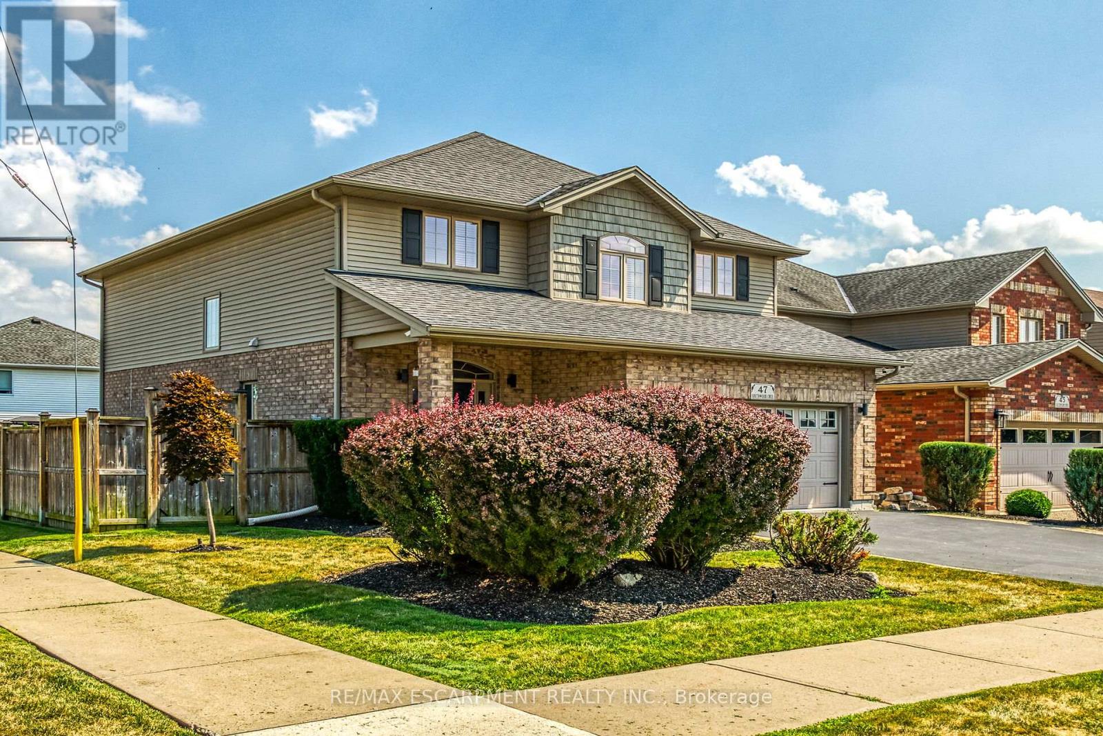 Photo 13 of 47 Southwood Crescent, Haldimand ON