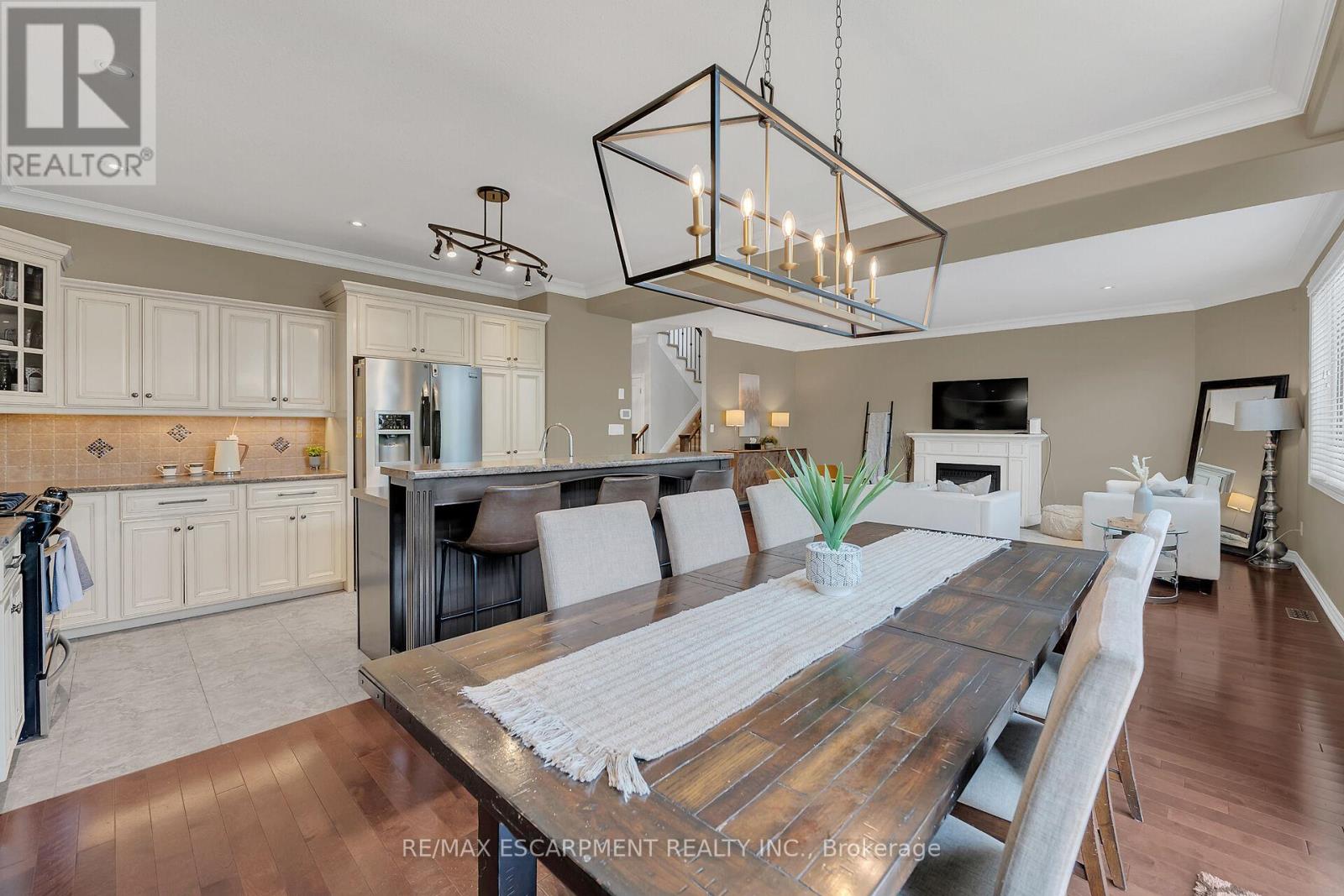 Photo 43 of 47 Southwood Crescent, Haldimand ON