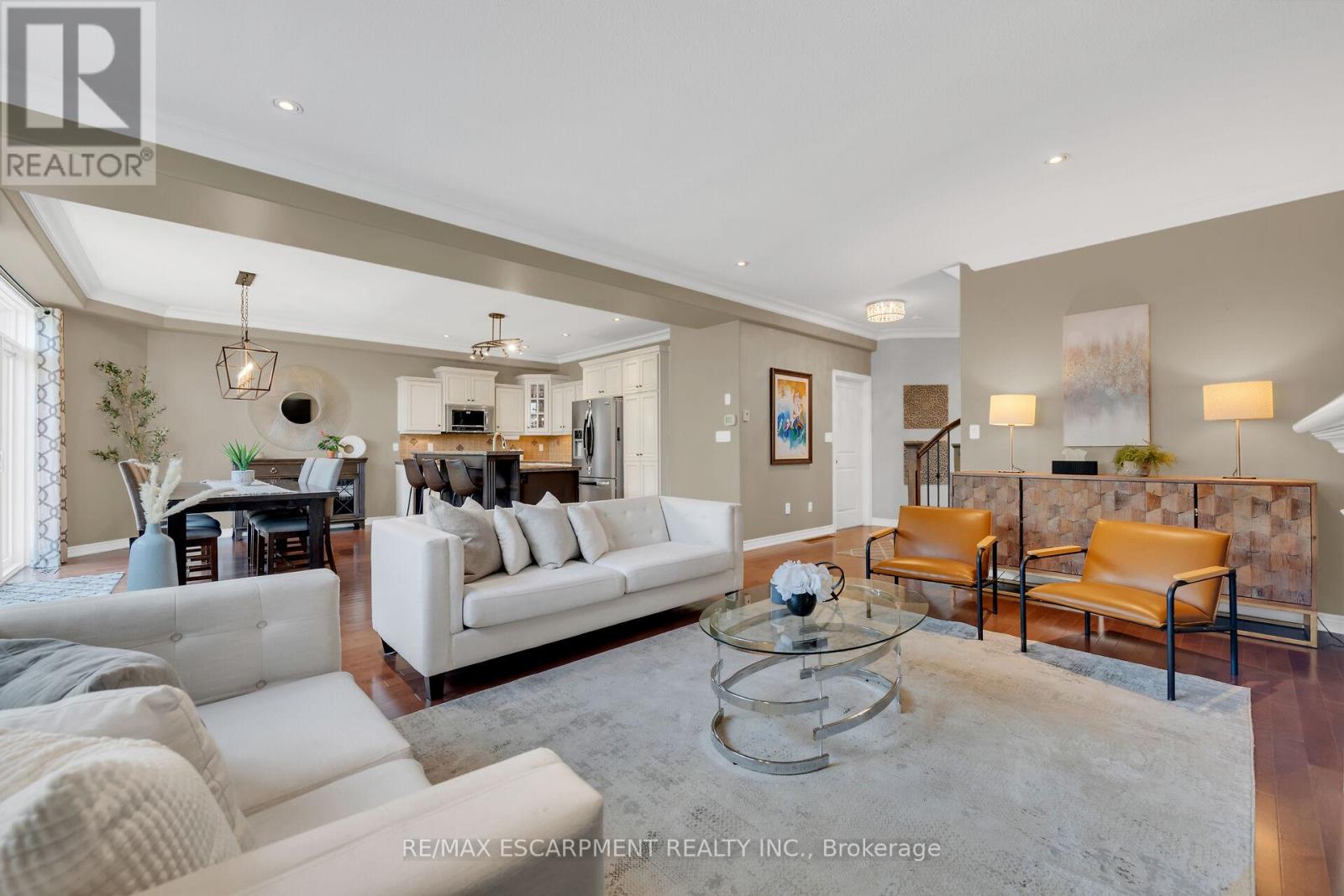 Photo 48 of 47 Southwood Crescent, Haldimand ON