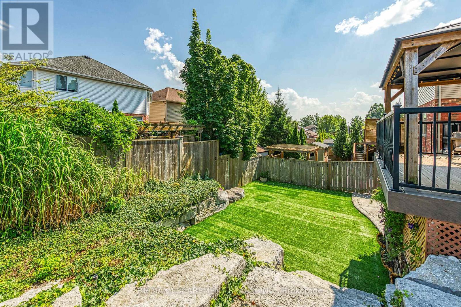 Photo 18 of 47 Southwood Crescent, Haldimand ON