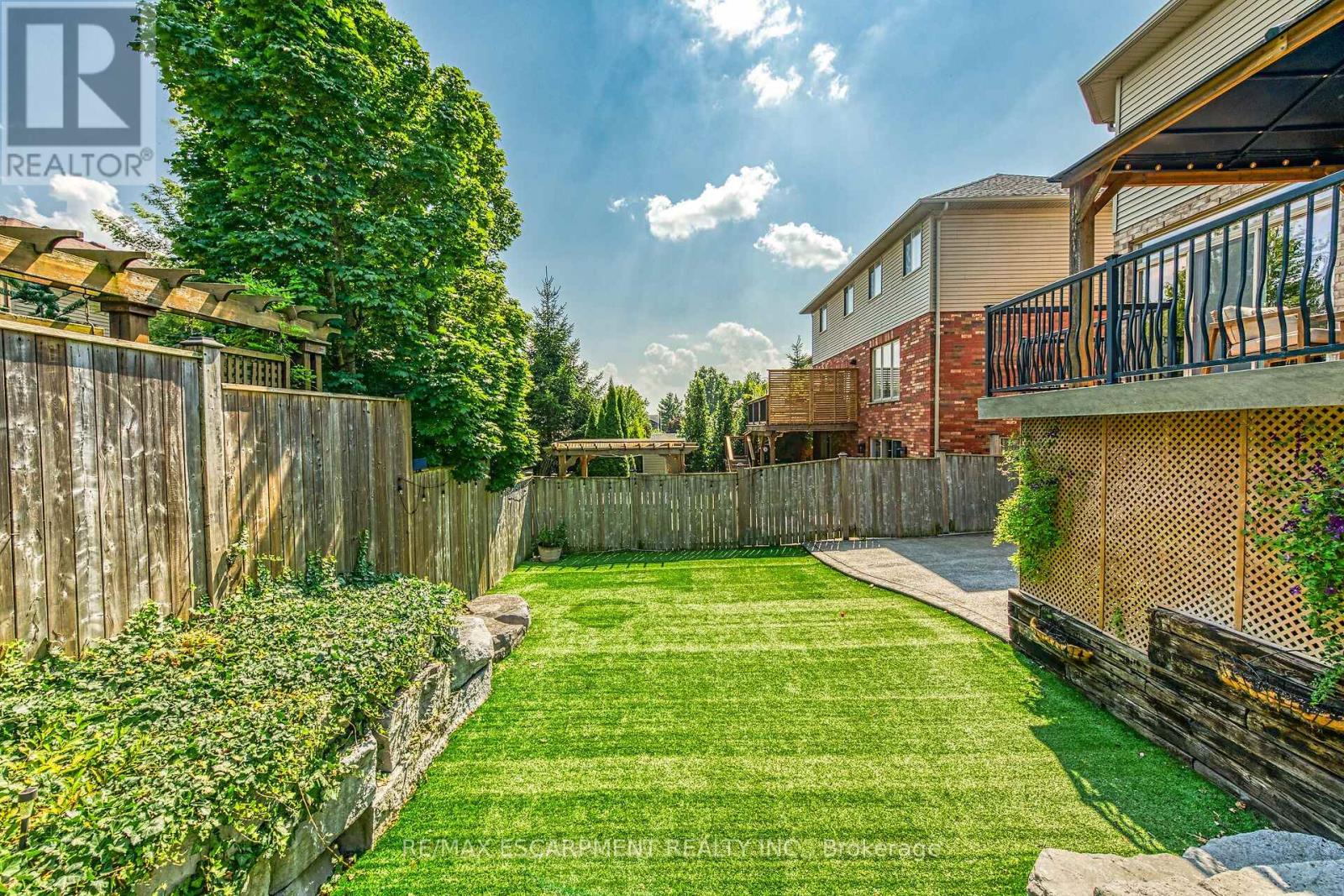 Photo 25 of 47 Southwood Crescent, Haldimand ON