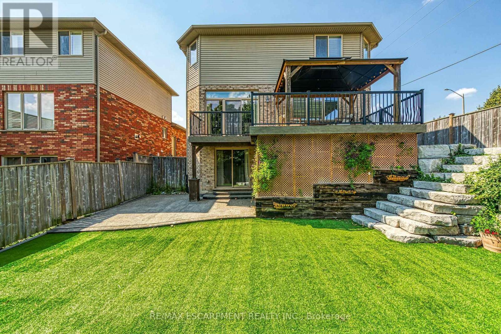 Photo 10 of 47 Southwood Crescent, Haldimand ON