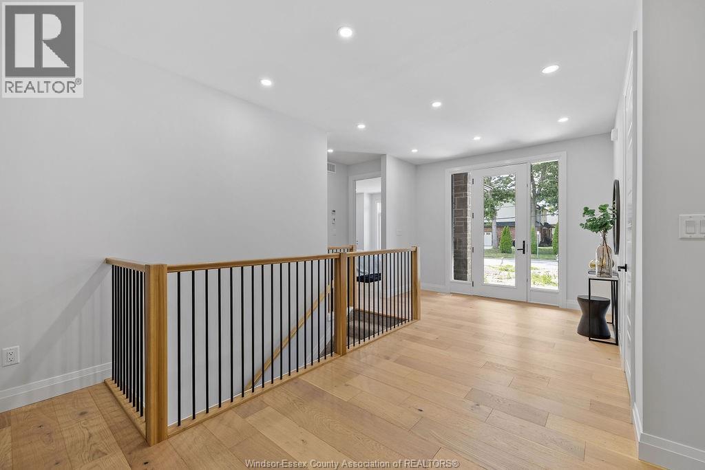 Photo 17 of 3874 Lasalle Woods Boulevard, Lasalle ON