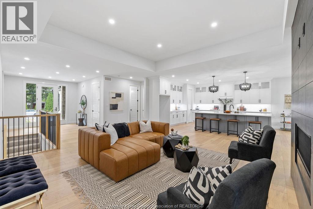 Photo 6 of 3874 Lasalle Woods Boulevard, Lasalle ON