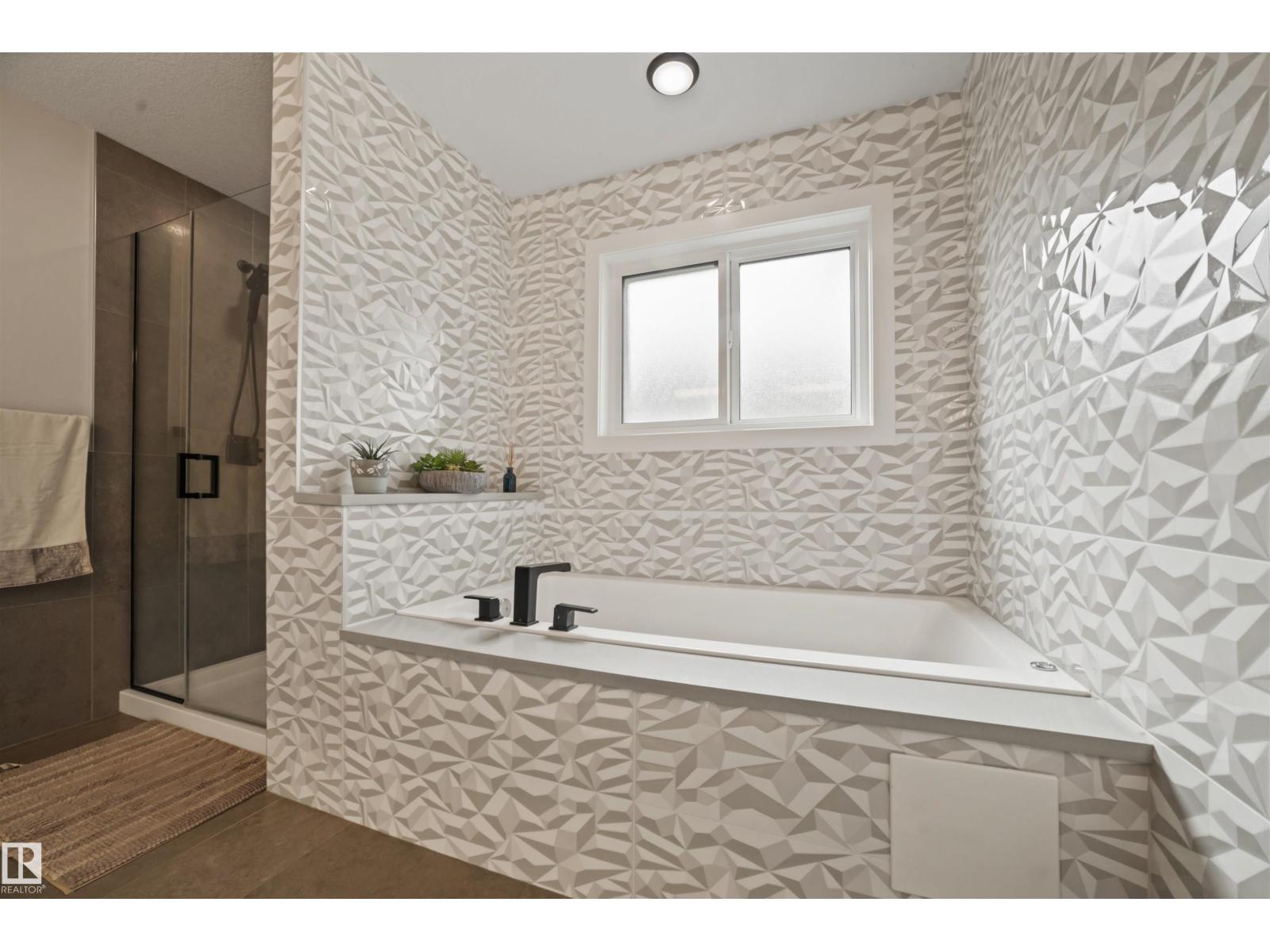Photo 22 of 7414 Chivers Crescent Sw Sw, Edmonton AB