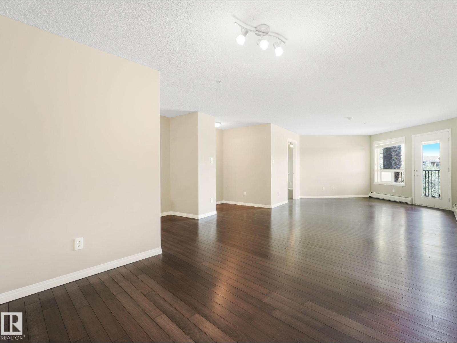 Photo 14 of 7330 7327 South Terwillegar Dr Nw, Edmonton AB