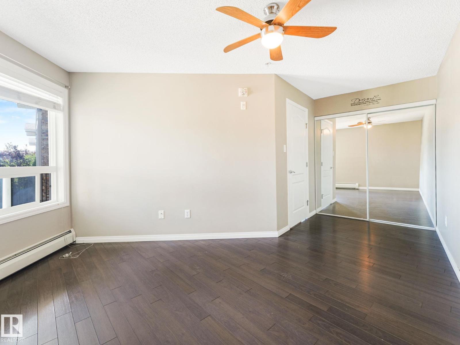 Photo 20 of 7330 7327 South Terwillegar Dr Nw, Edmonton AB