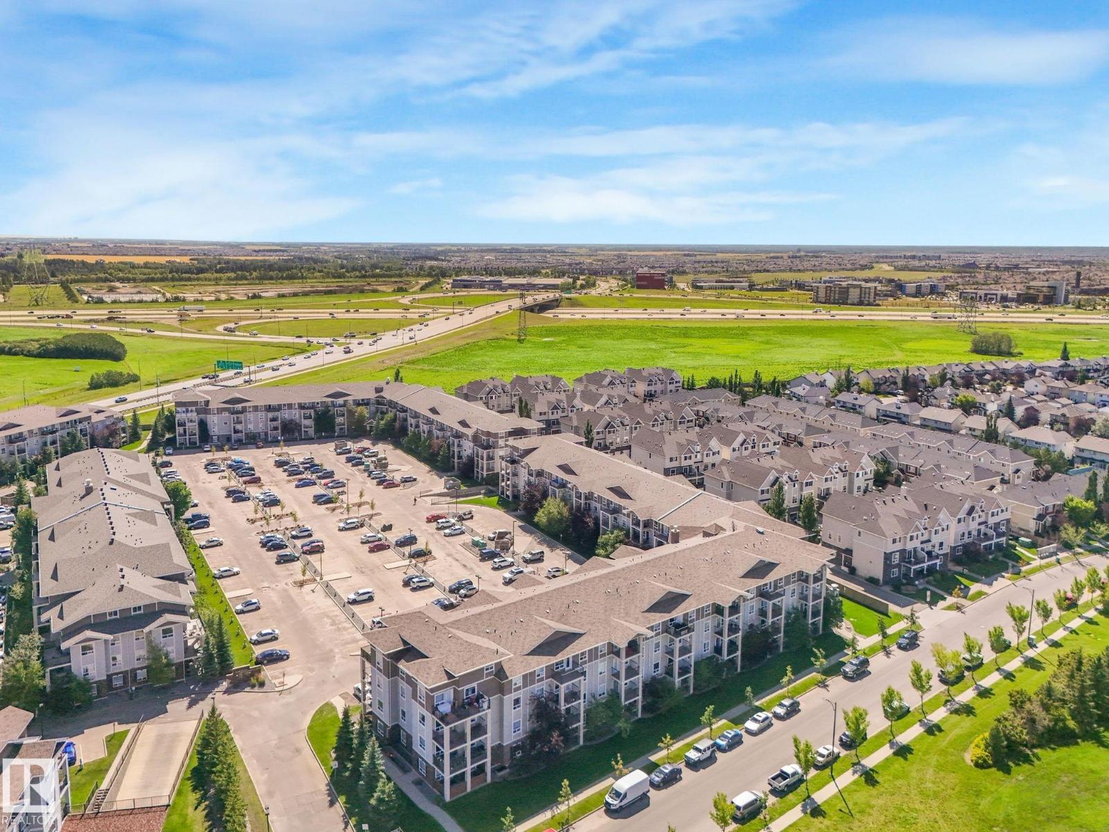 Photo 38 of 7330 7327 South Terwillegar Dr Nw, Edmonton AB