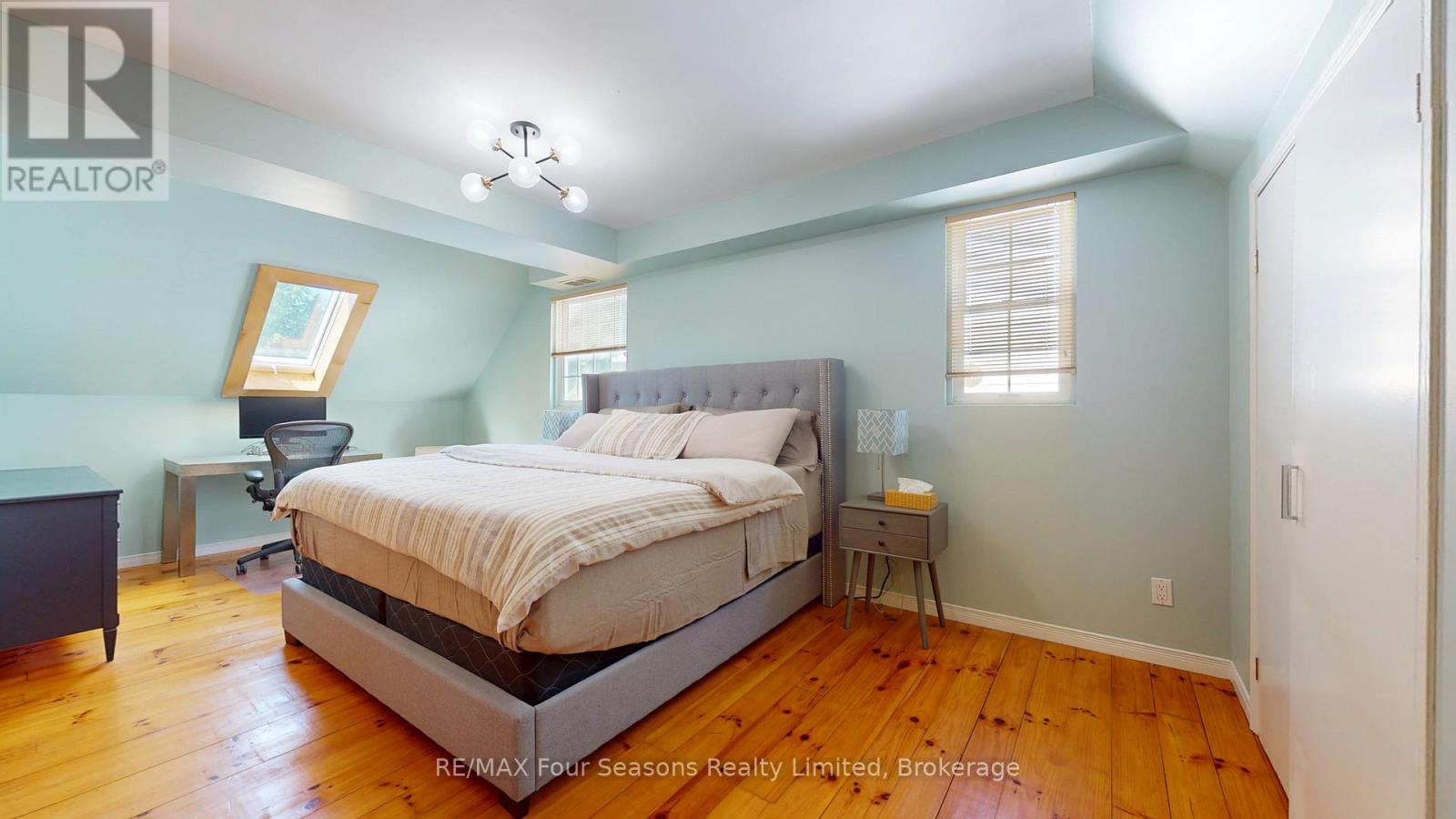 Photo 30 of 173 Brooker Boulevard, Blue Mountains ON
