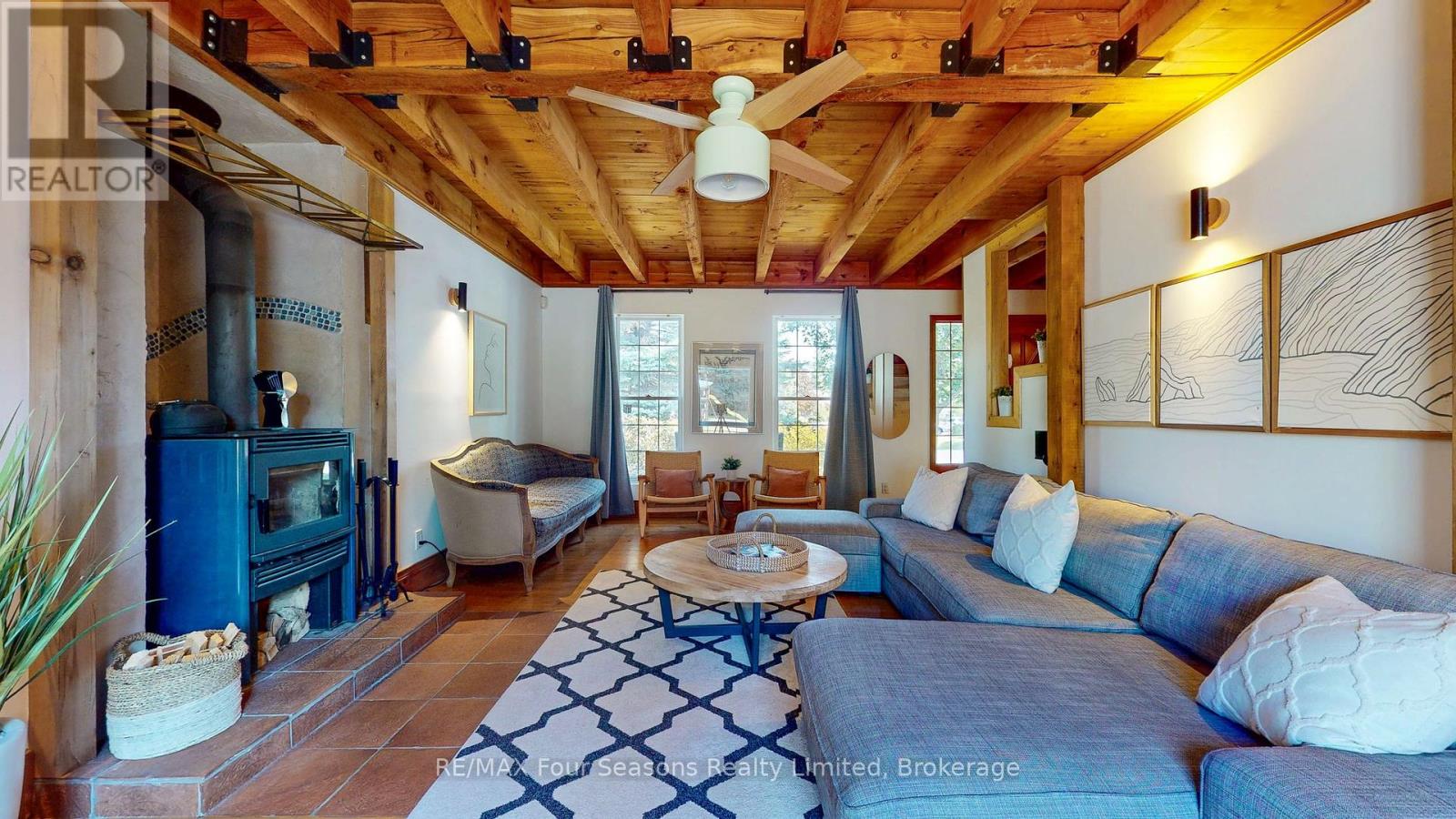 Photo 9 of 173 Brooker Boulevard, Blue Mountains ON