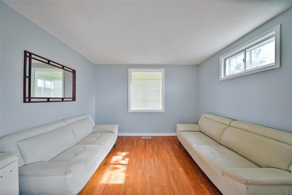 Photo 9 of 286 Aberdeen Avenue, Winnipeg MB