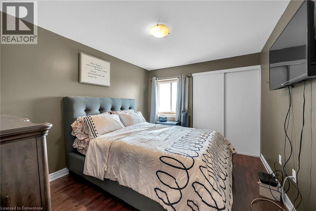 Photo 12 of 25 Redbury Street Unit 18, Hamilton ON